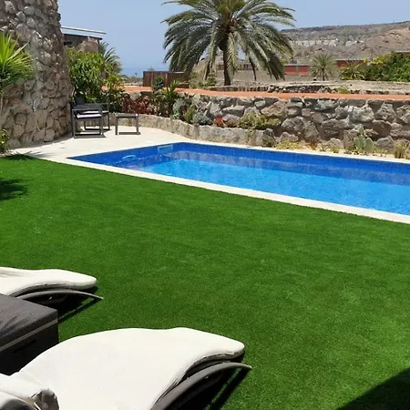 Luxe Tauro Mogan Semesterpark